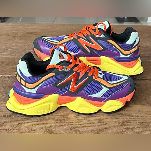 The New Balance 9060 ‘Prism Purple Vibrant Spring’ Sneakers 8.5D - Picture 5 of 15